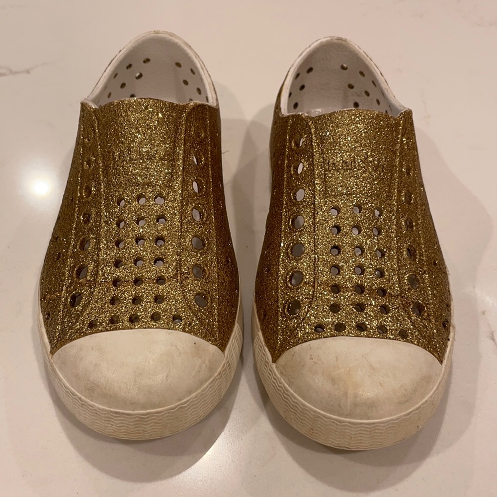 Native kids shoes C9